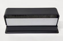 Load image into Gallery viewer, KirmussAudio KA-B Combination "2-in-1" 1 Million Carbon Fibre Brush With Parastatic Felt Brush